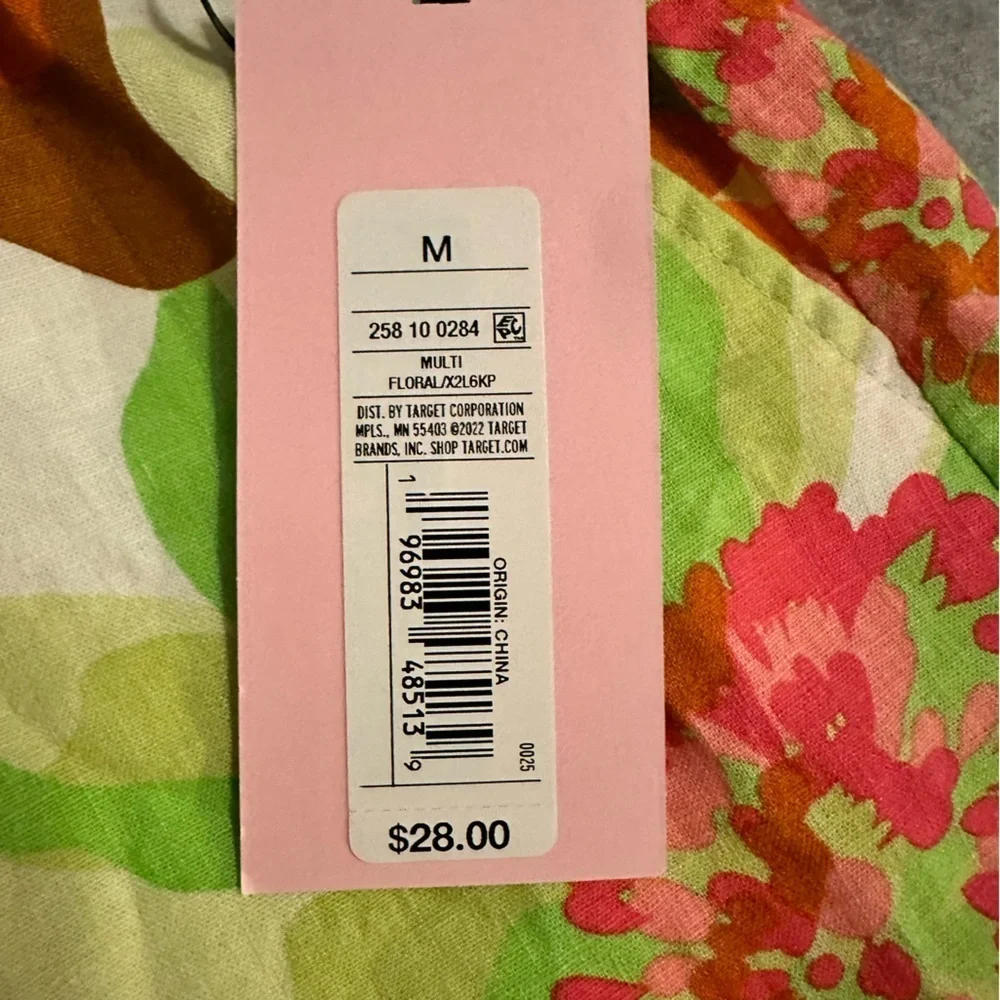 NWT Future Collective floral shorts size M - Picture 5 of 5